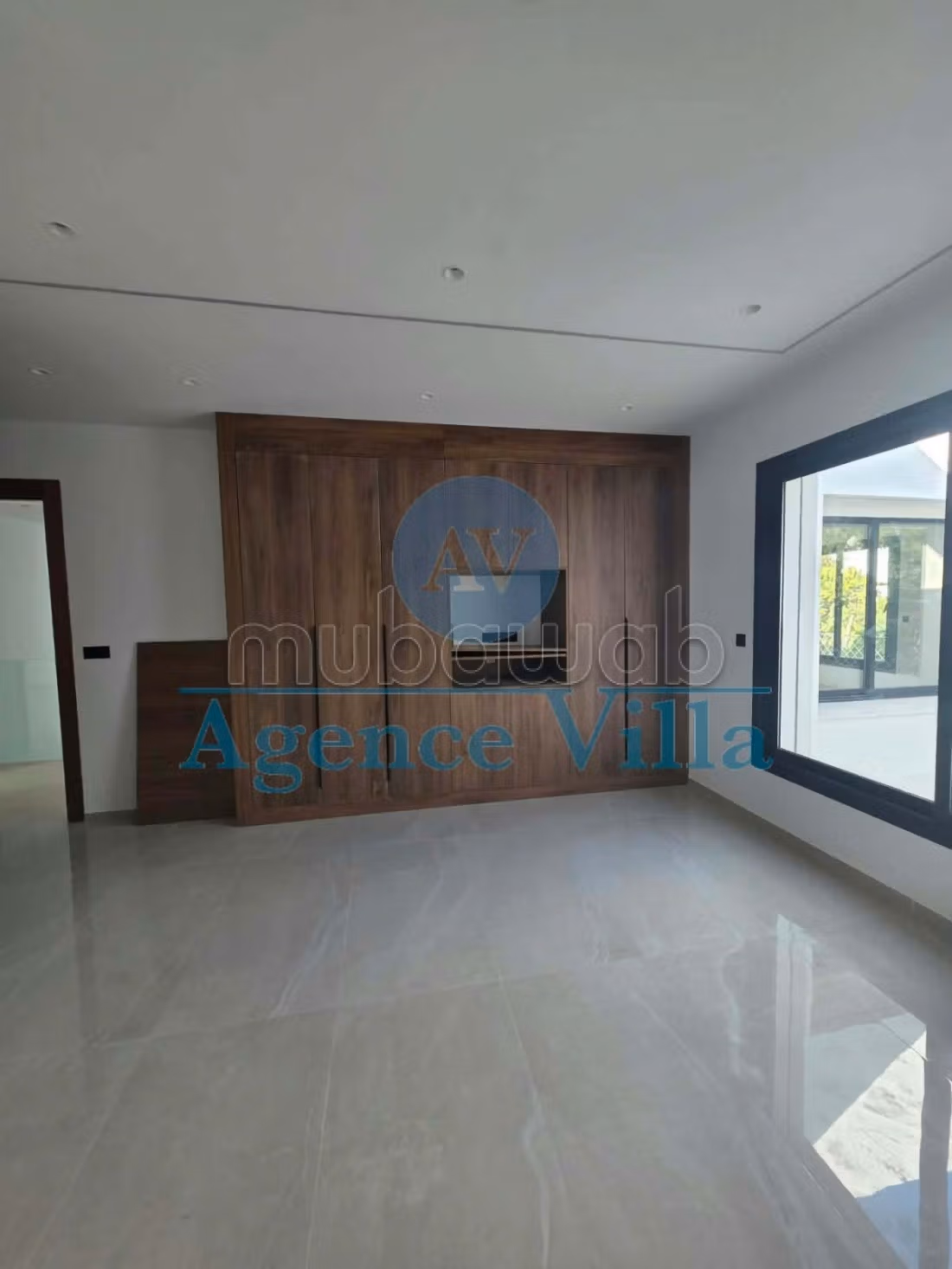 A louer une villa s3 avec piscine Gammarth