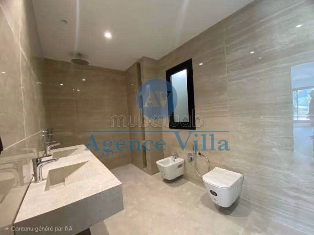 A louer une villa s3 avec piscine Gammarth
