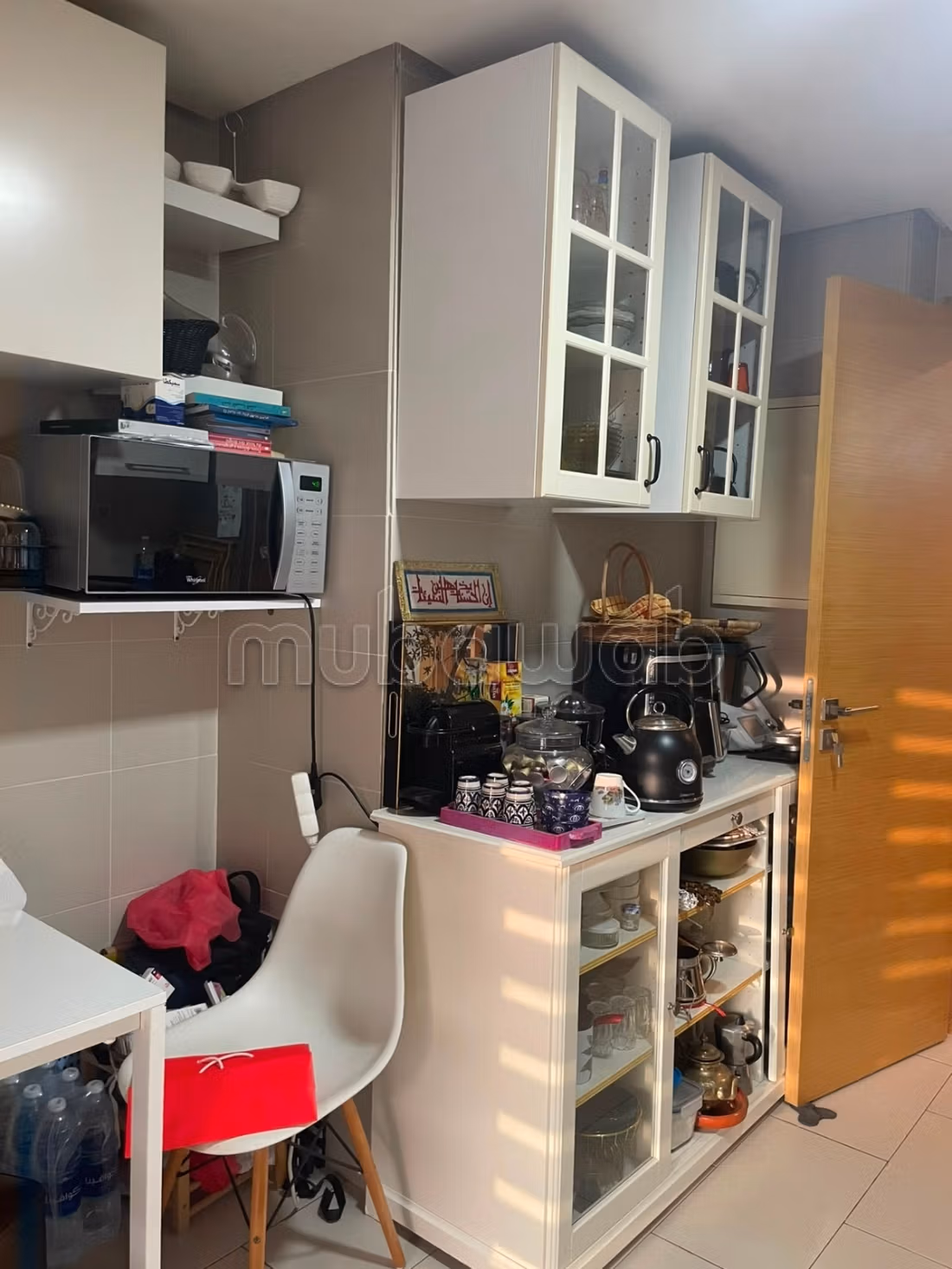 Superbe appartement à louer à Casablanca Finance City.
Surface de 150 m².
Meublé — 4