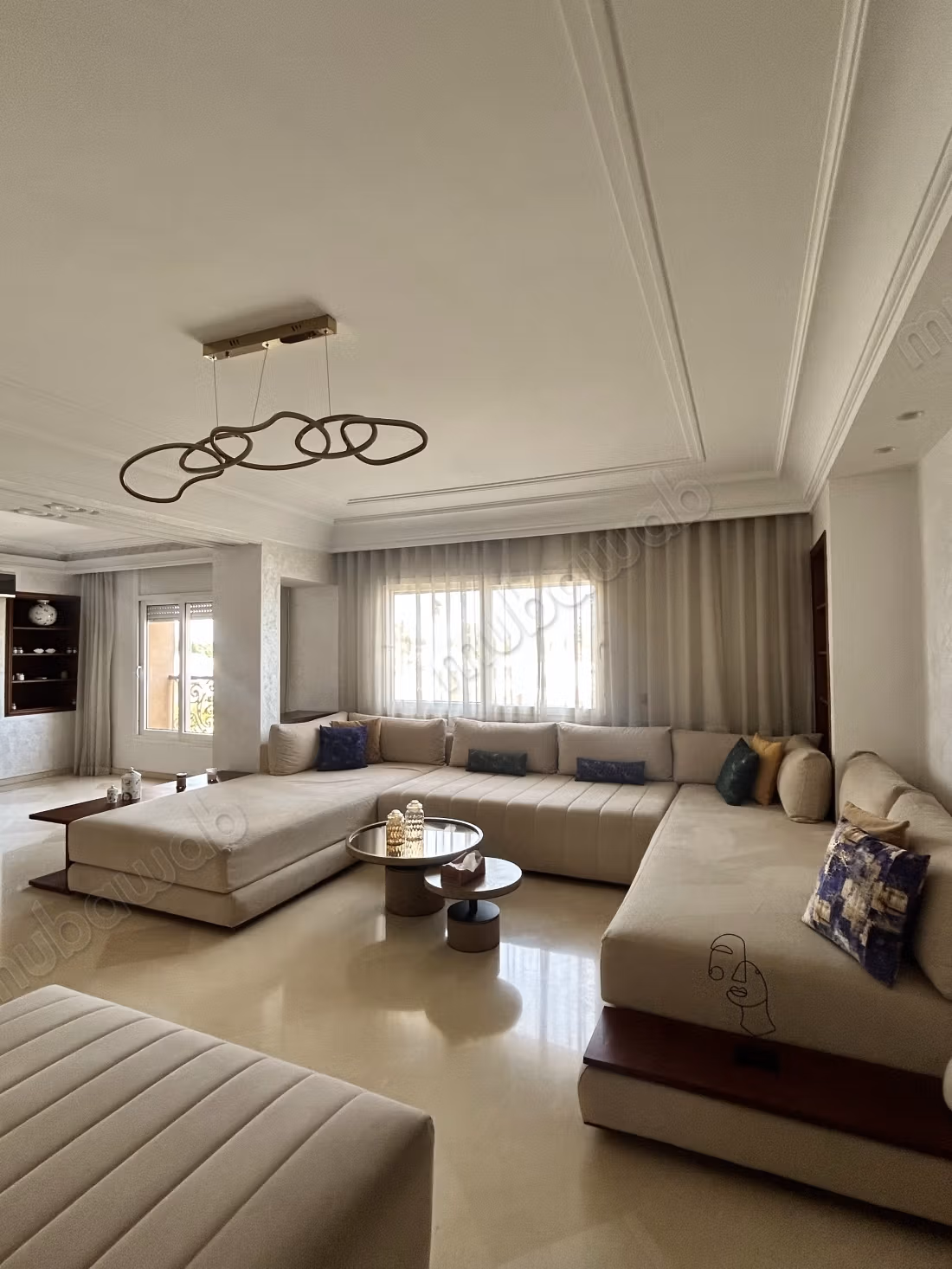 Beautiful empty apartment for rent in Vélodrome