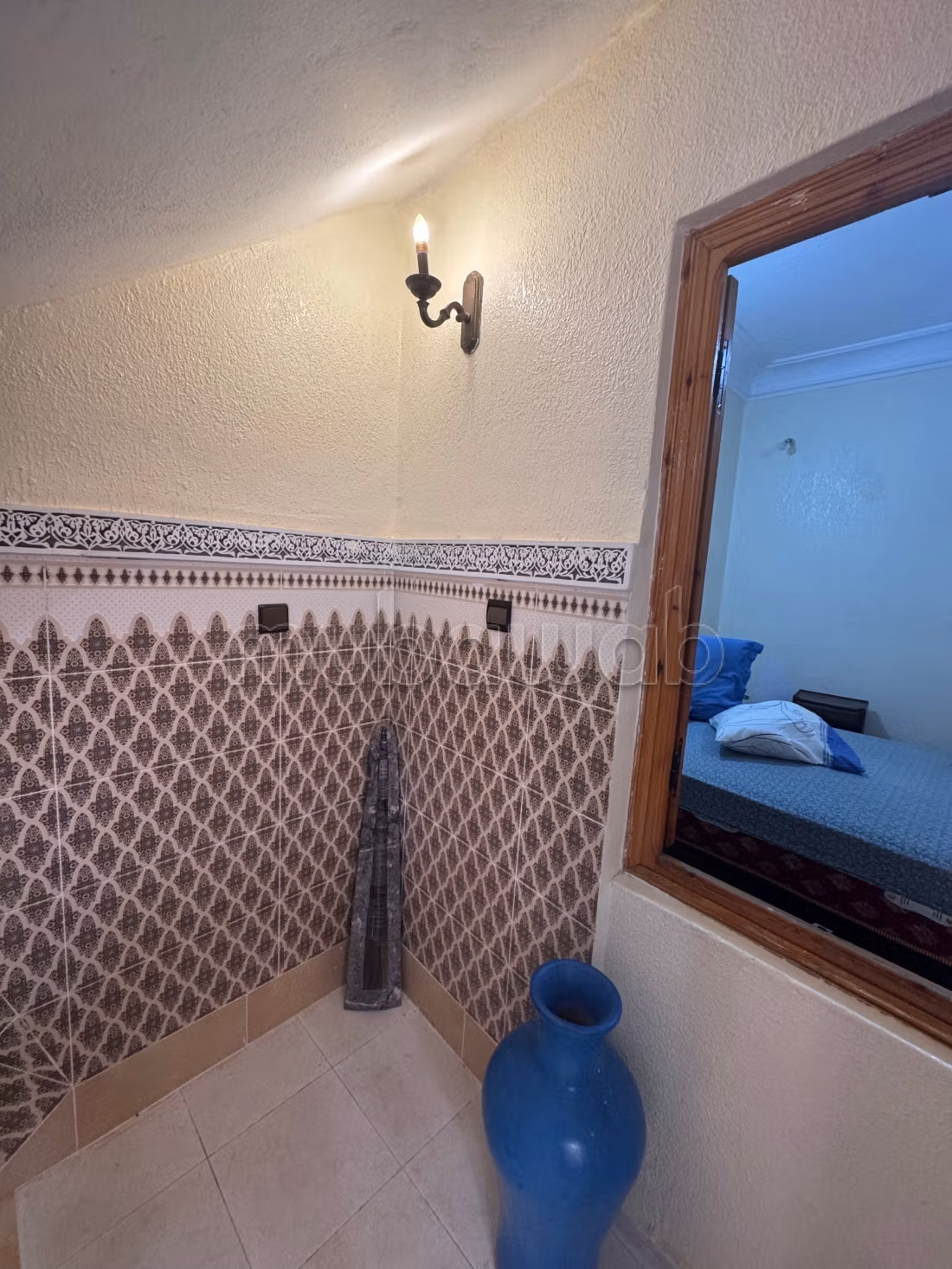Vente d'un superbe riad à Ben Saleh. 
4 chambres agréables. 
Bien meublé