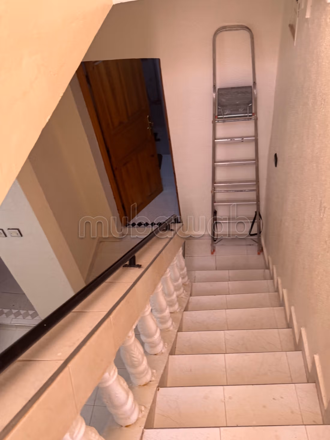 Vente d'un superbe riad à Ben Saleh. 
4 chambres agréables. 
Bien meublé
