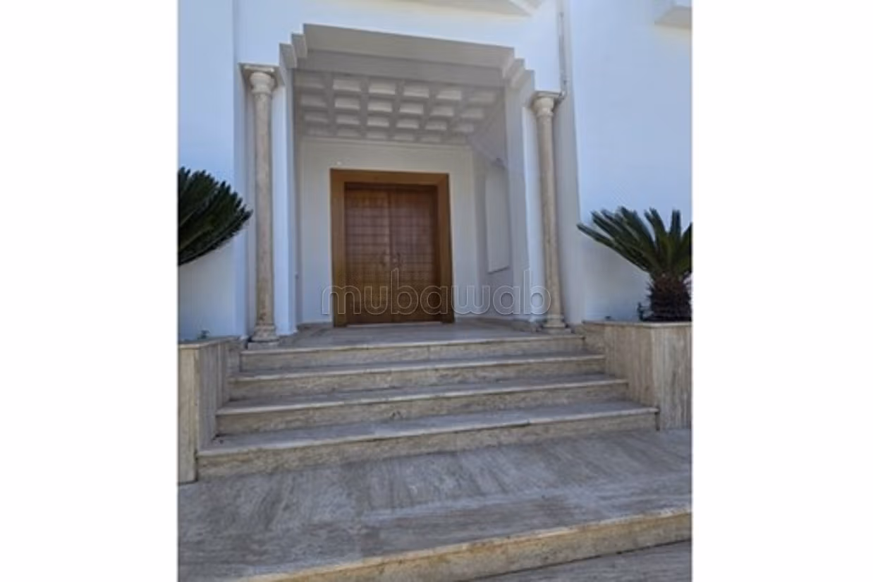 Exceptional Luxury Villa for Rent in Tunis