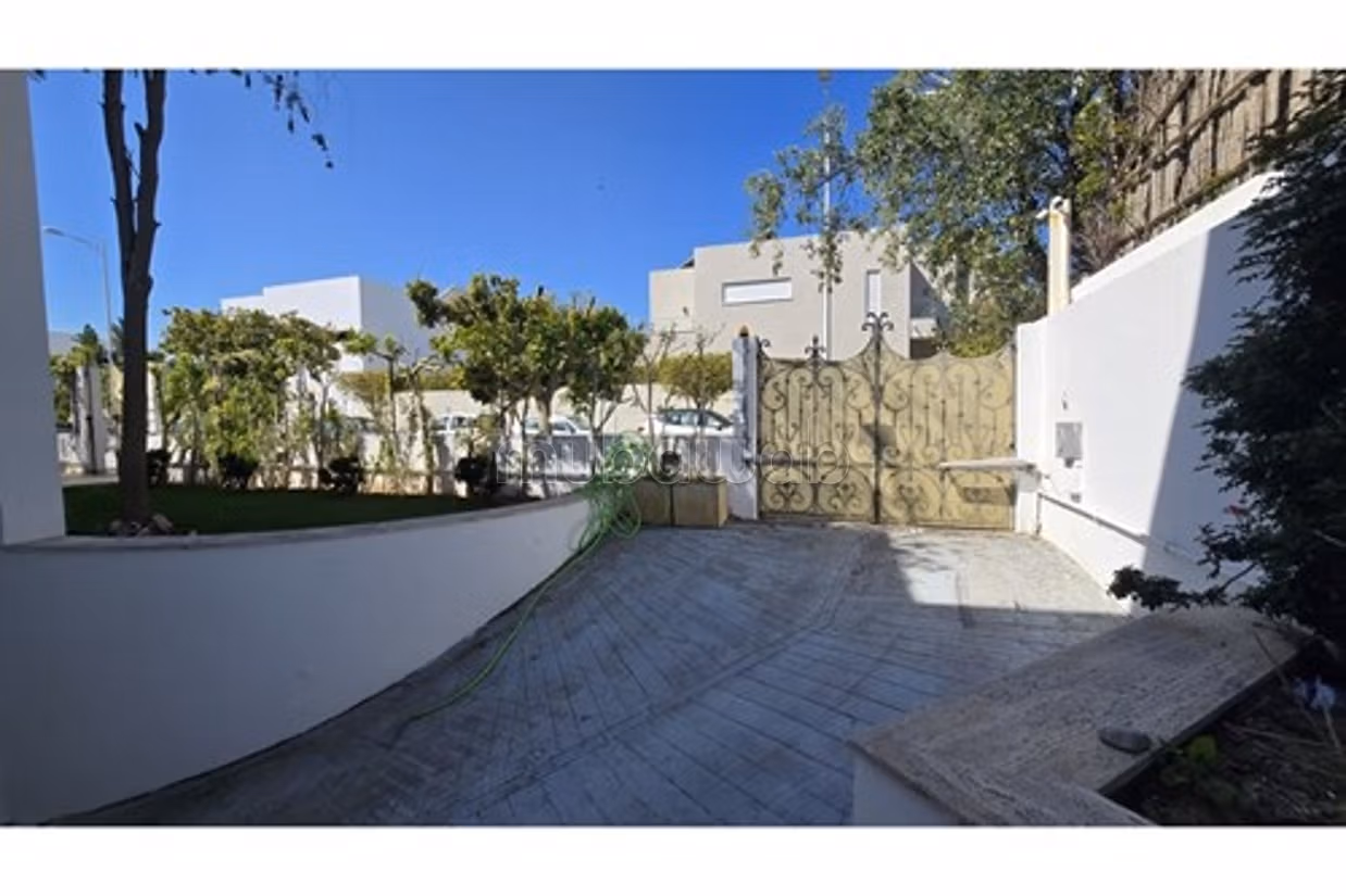 Exceptional Luxury Villa for Rent in Tunis