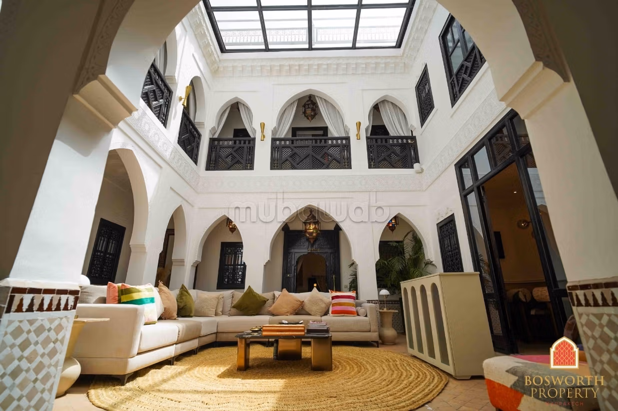 Topkwaliteit 5-en-suite Riad te koop in Marrakech