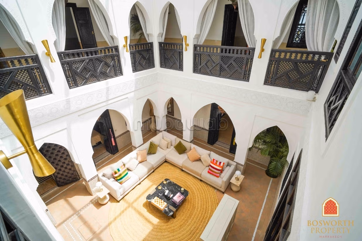 Topkwaliteit 5-en-suite Riad te koop in Marrakech