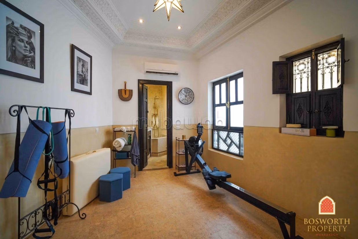 Topkwaliteit 5-en-suite Riad te koop in Marrakech