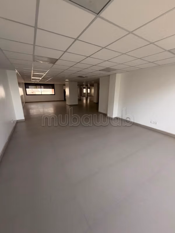 Piano ufficio open space 250 m² su Anfa