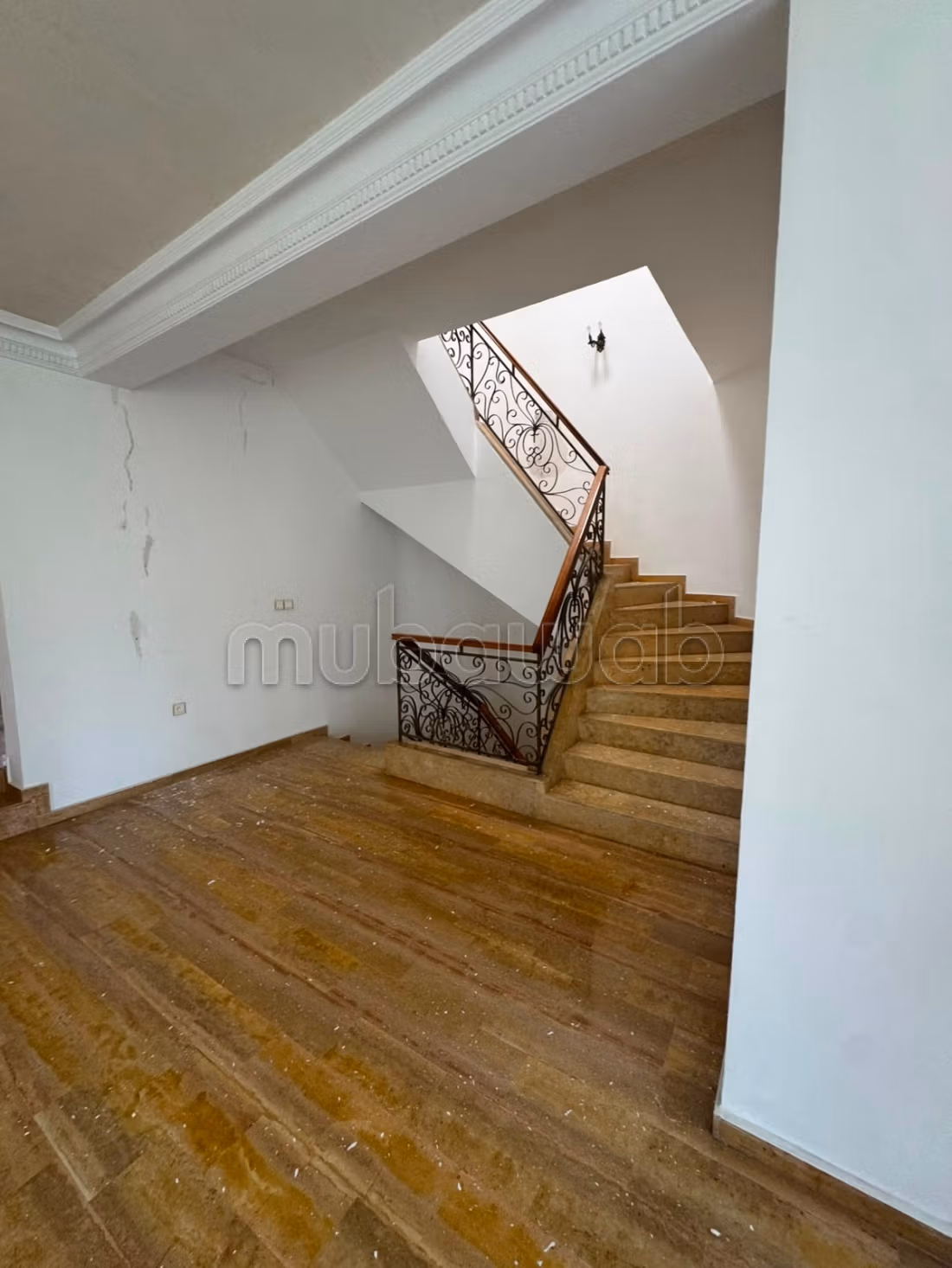 In affitto - Triplex moderno a El Manar