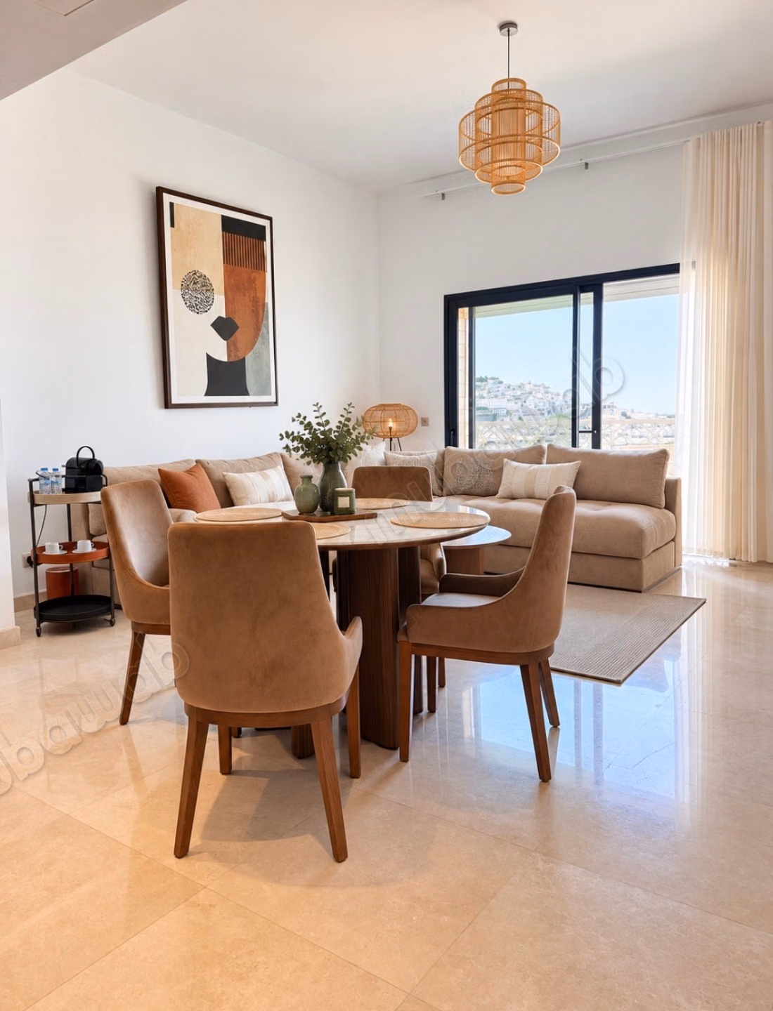 Tanger Port Front – Year-Round Pool