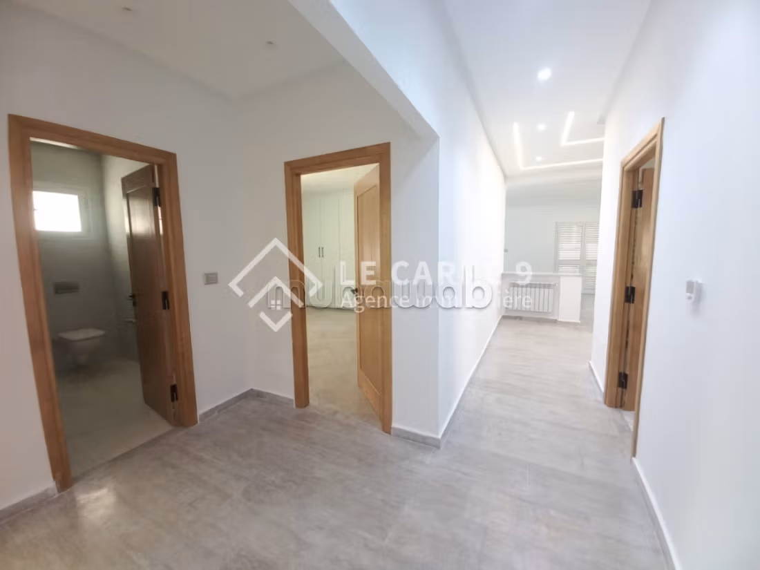A louer un RDC de villa s3 à Ain Zaghouan Nord