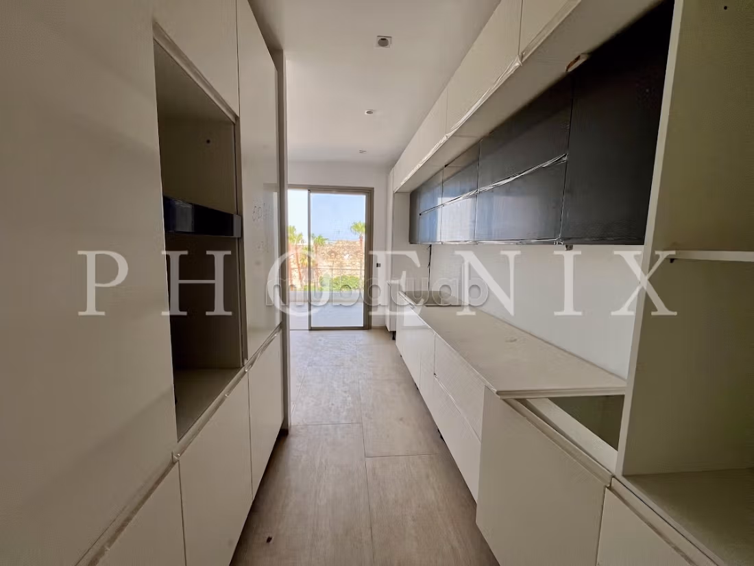 S3 seafront apartment in La Goulette