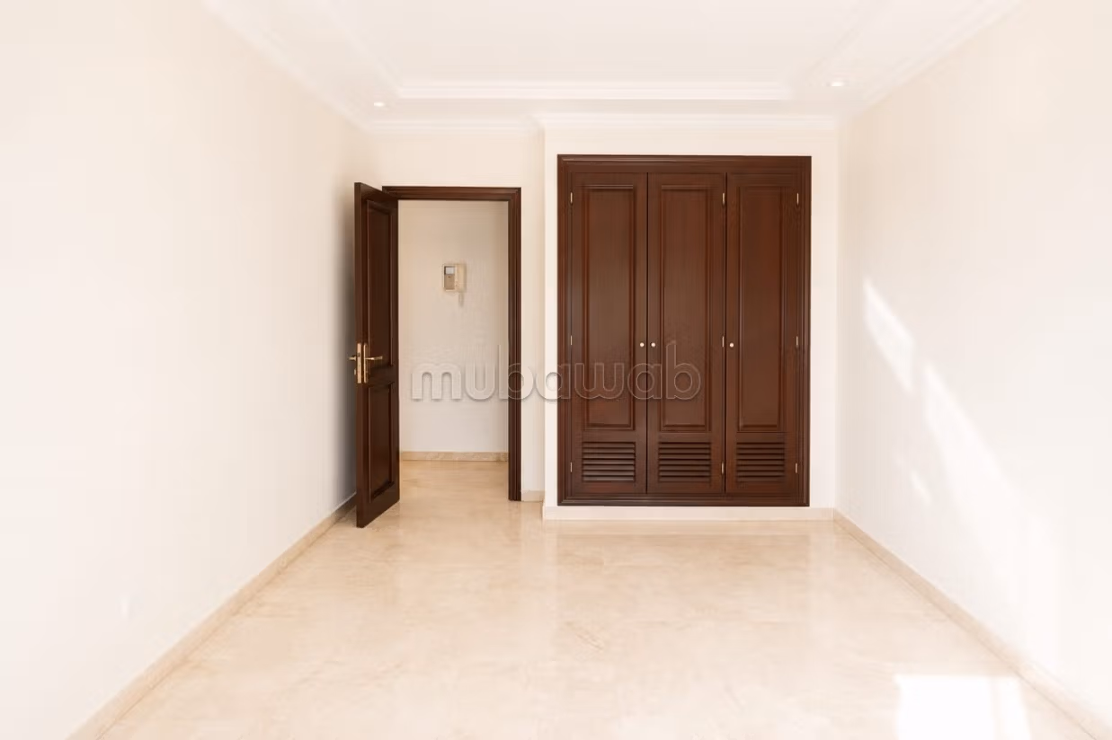 Appartement 2 chambres de 97 m² avec grande terrasse à louer – Val Fleuri, Casablanca — 3