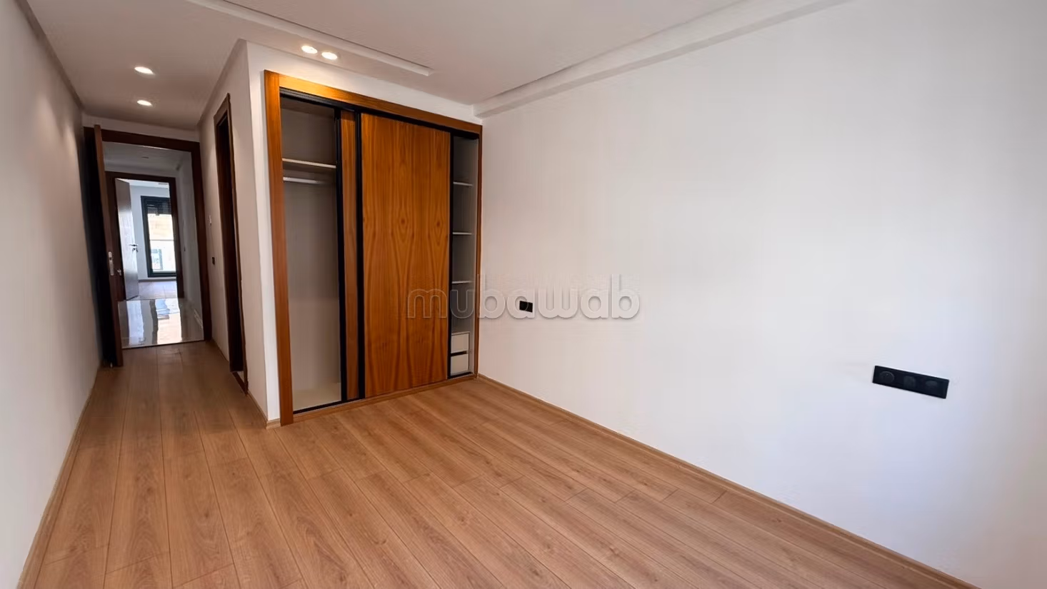 Très bel appartement à louer au Oasis — 5
