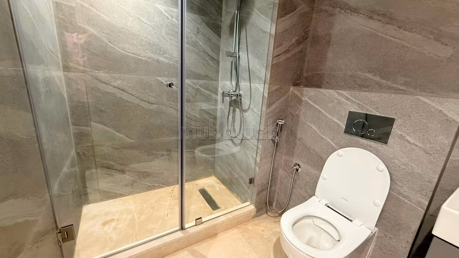 Très bel appartement à louer au Oasis — 6