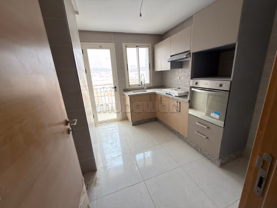 In Affitto Appartamento Nuovo di 130 m² a Islane