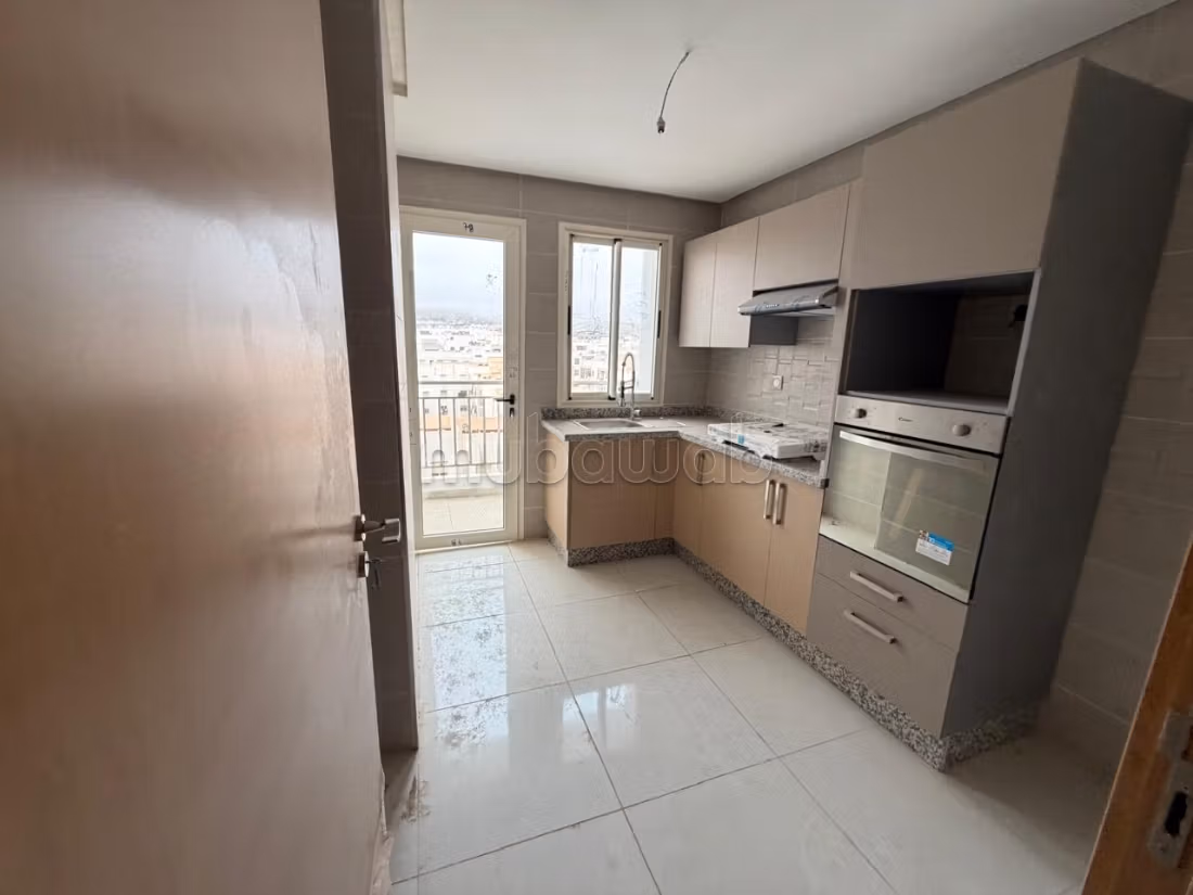 In Affitto Appartamento Nuovo di 130 m² a Islane