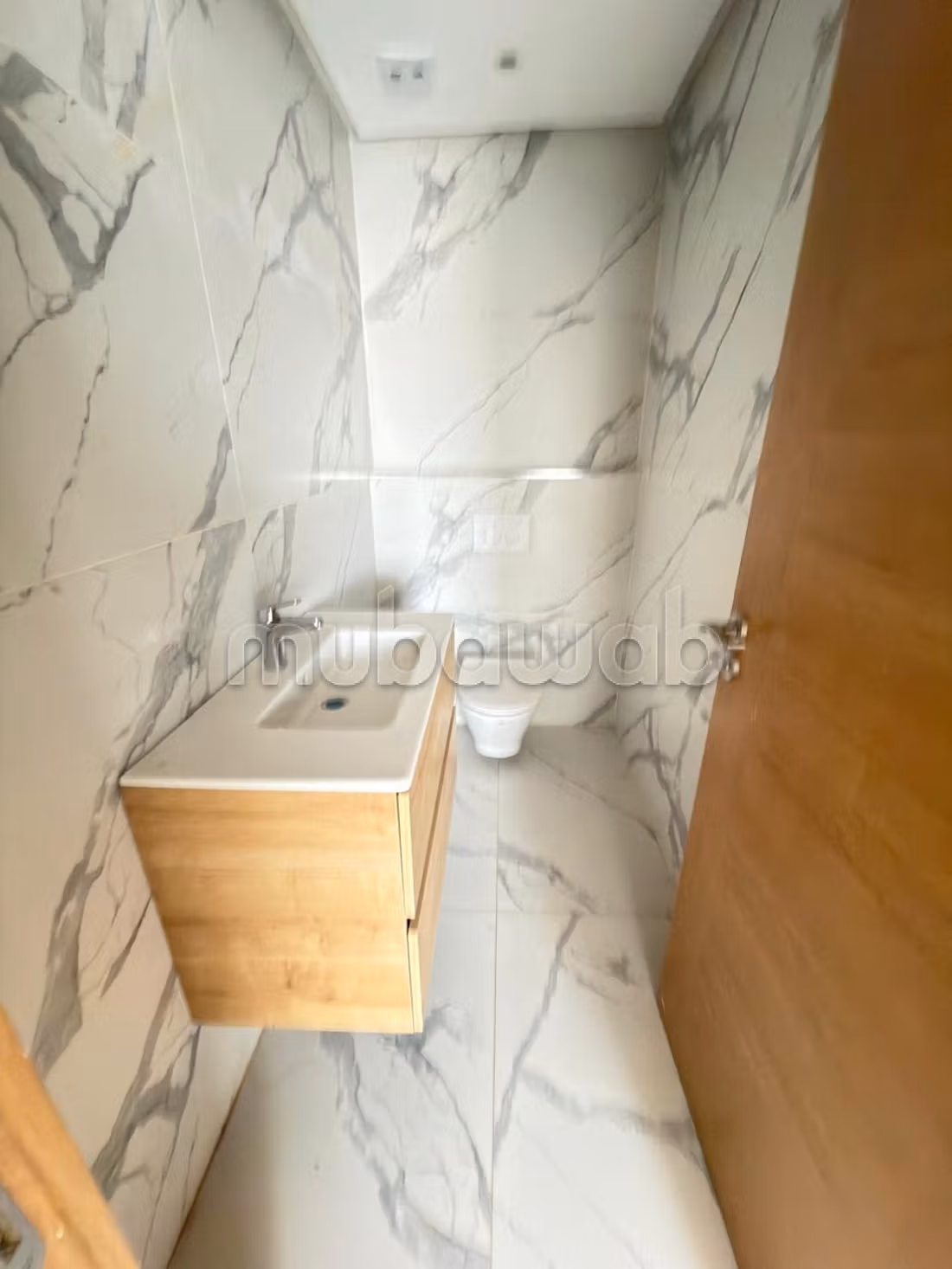 In Affitto Appartamento Nuovo di 130 m² a Islane