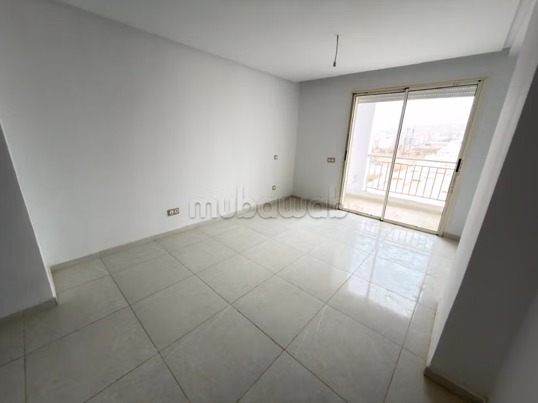 In Affitto Appartamento Nuovo di 130 m² a Islane