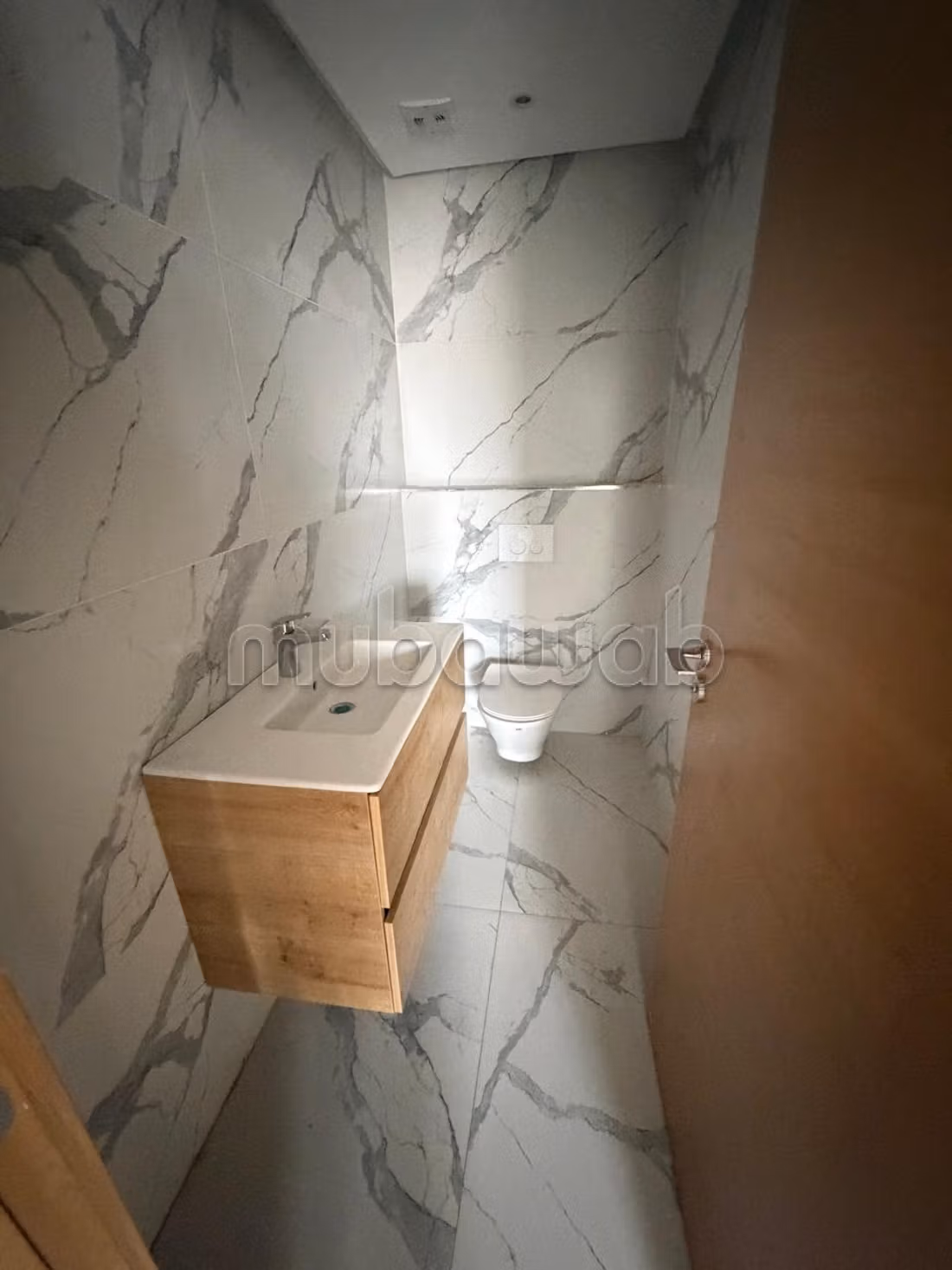 In Affitto Appartamento Nuovo di 130 m² a Islane