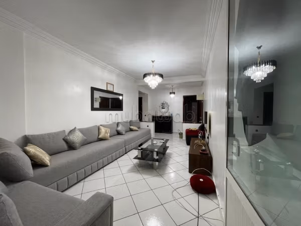 Appartement te huur aan Route Casablanca. Totale oppervlakte 76 m². Gemeubileerd