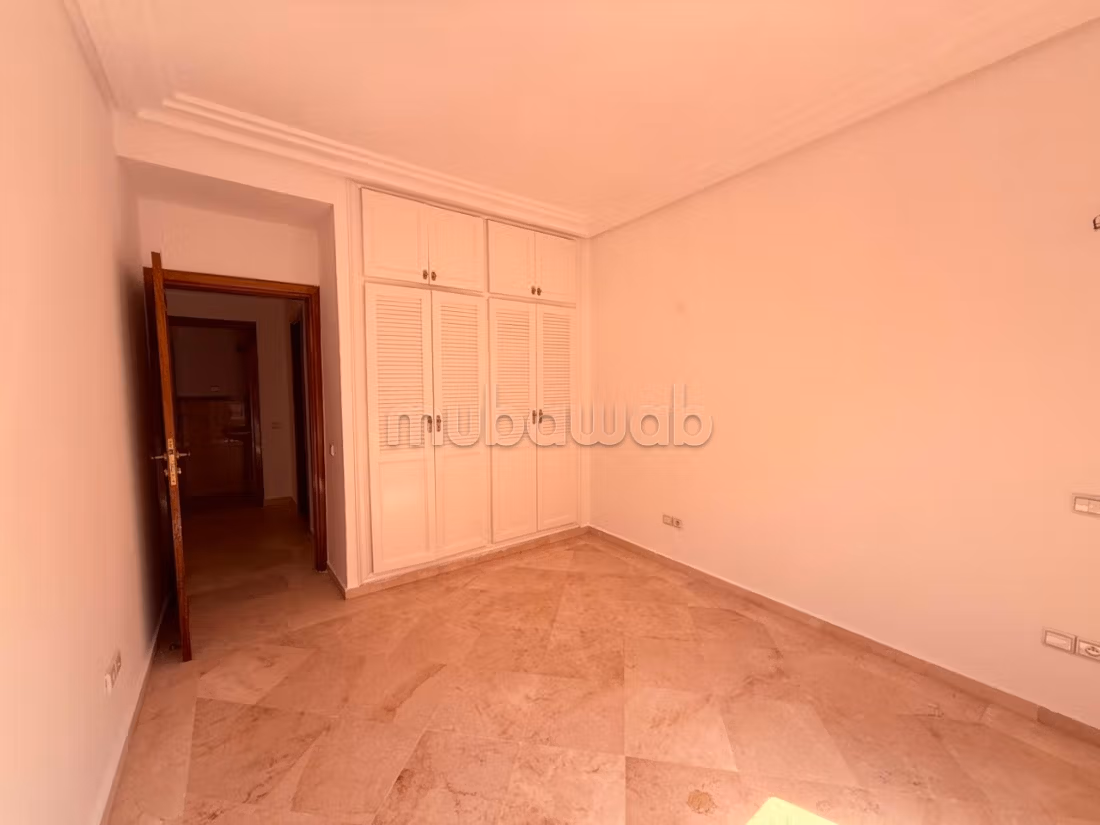 Empty Apartment or Office for Rent - Gueliz