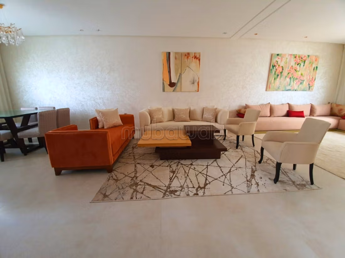 Triplex arredato in affitto a Harhoura