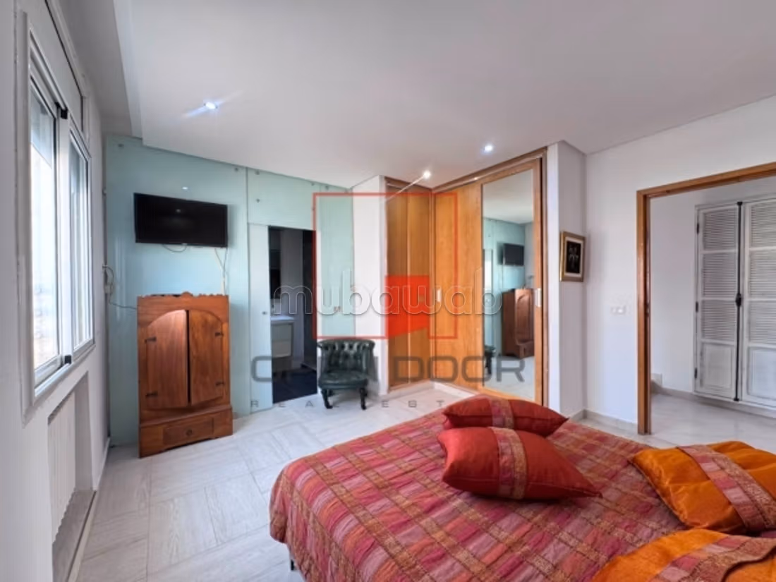 In affitto - Piano di villa arredato S3 a La Marsa