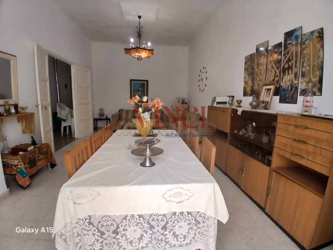 Une villa en s3 à vendre au bardo