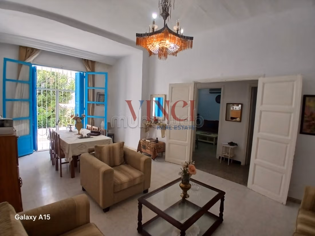 Une villa en s3 à vendre au bardo