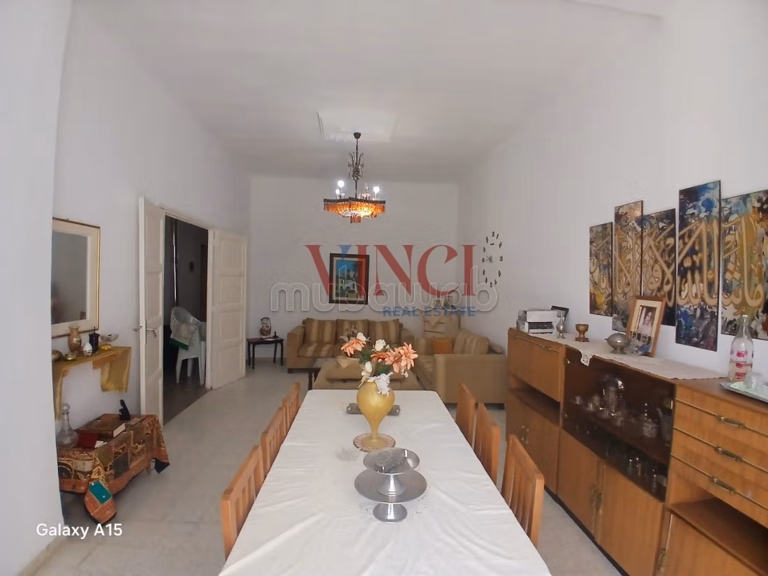 Une villa en s3 à vendre au bardo