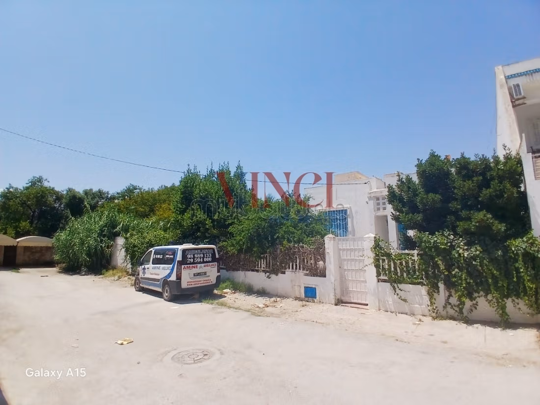 Une villa en s3 à vendre au bardo