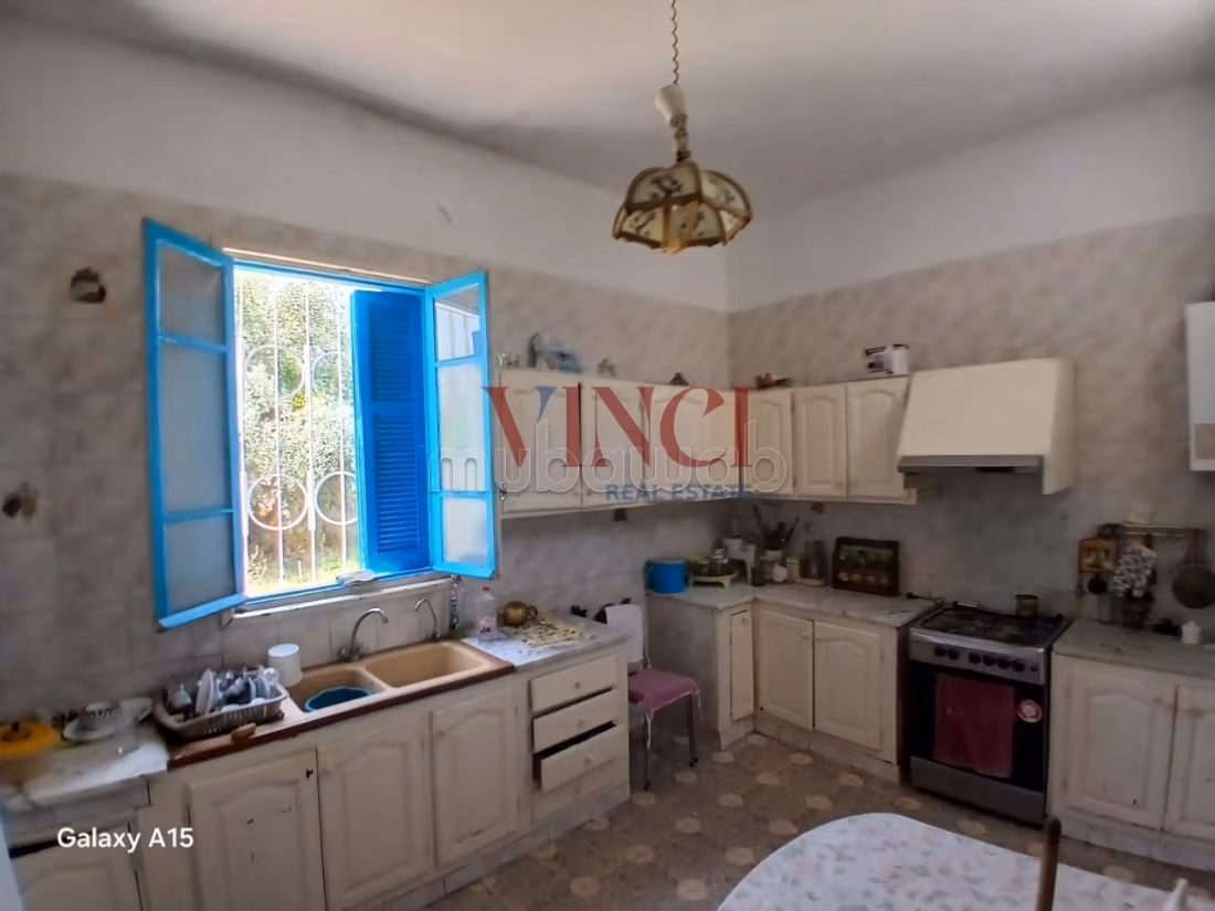 Une villa en s3 à vendre au bardo