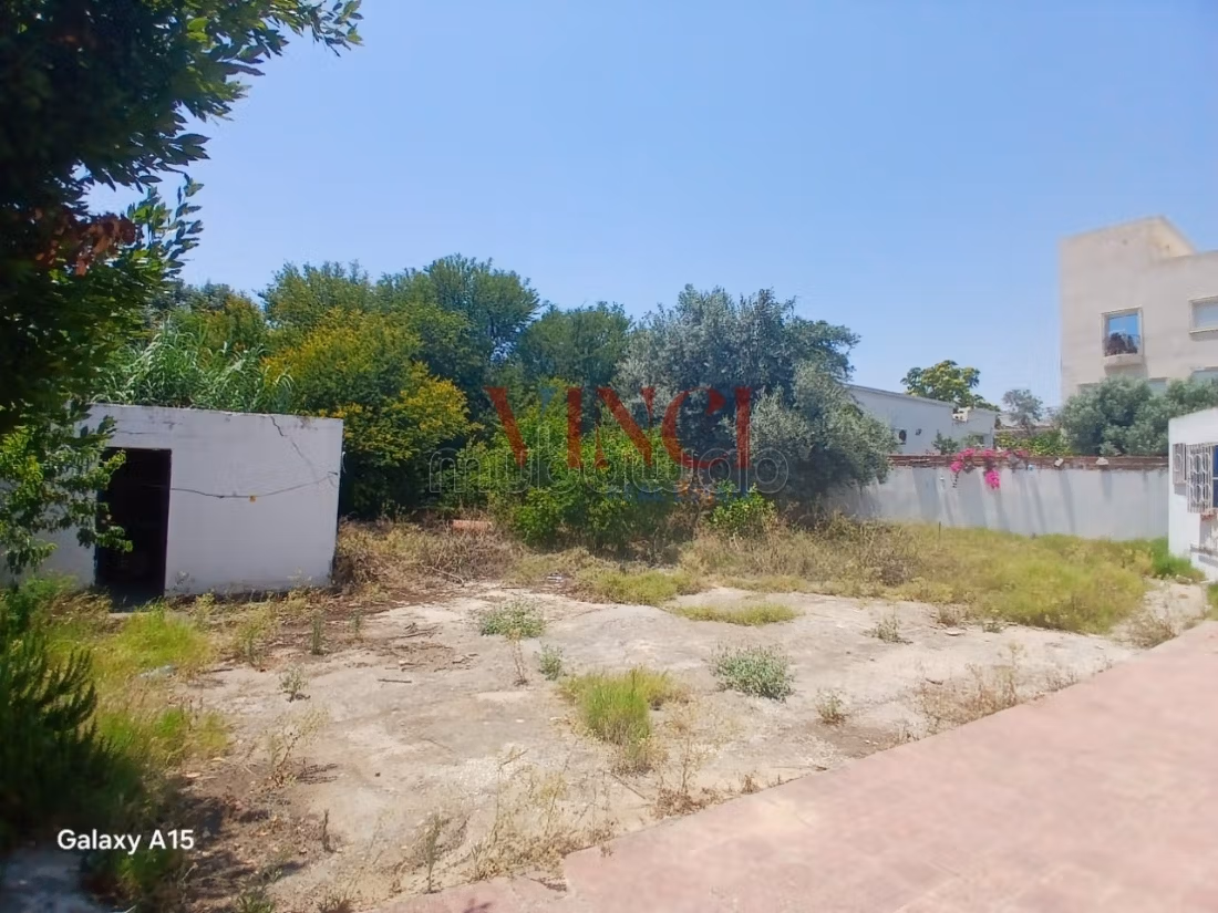 Une villa en s3 à vendre au bardo