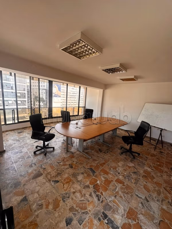 Office for sale – Hospital District