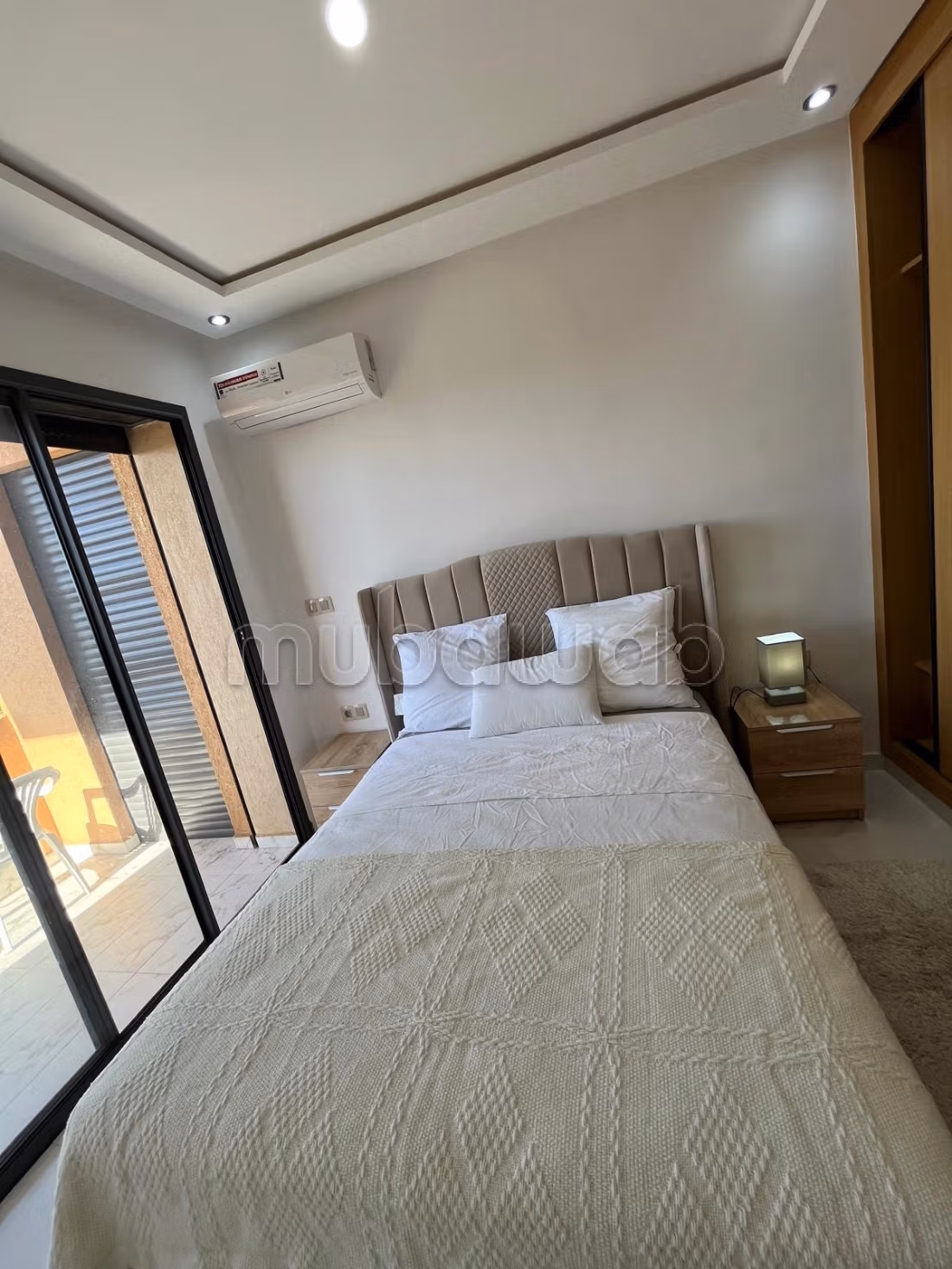 Superbo appartamento in affitto a Ouahat Sidi Brahim. 3 camere da letto. Ben arredato