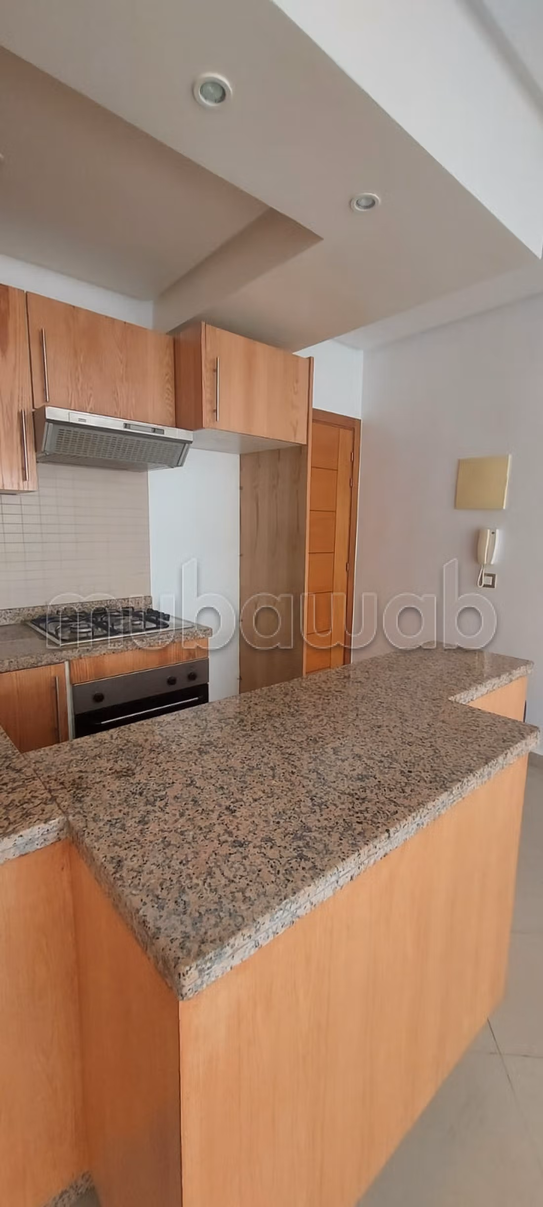 Très bel appartement en location à Moulay Youssef.
2 pièces confortables.
Prestation de conciergerie, air conditionné — 2