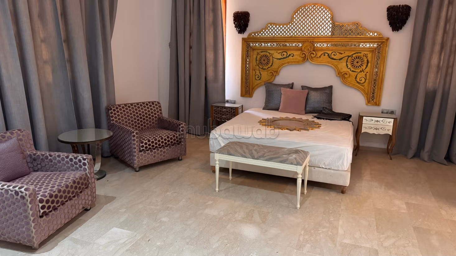 Villa de prestigio amueblada de 1300m2 sobre 14000m2