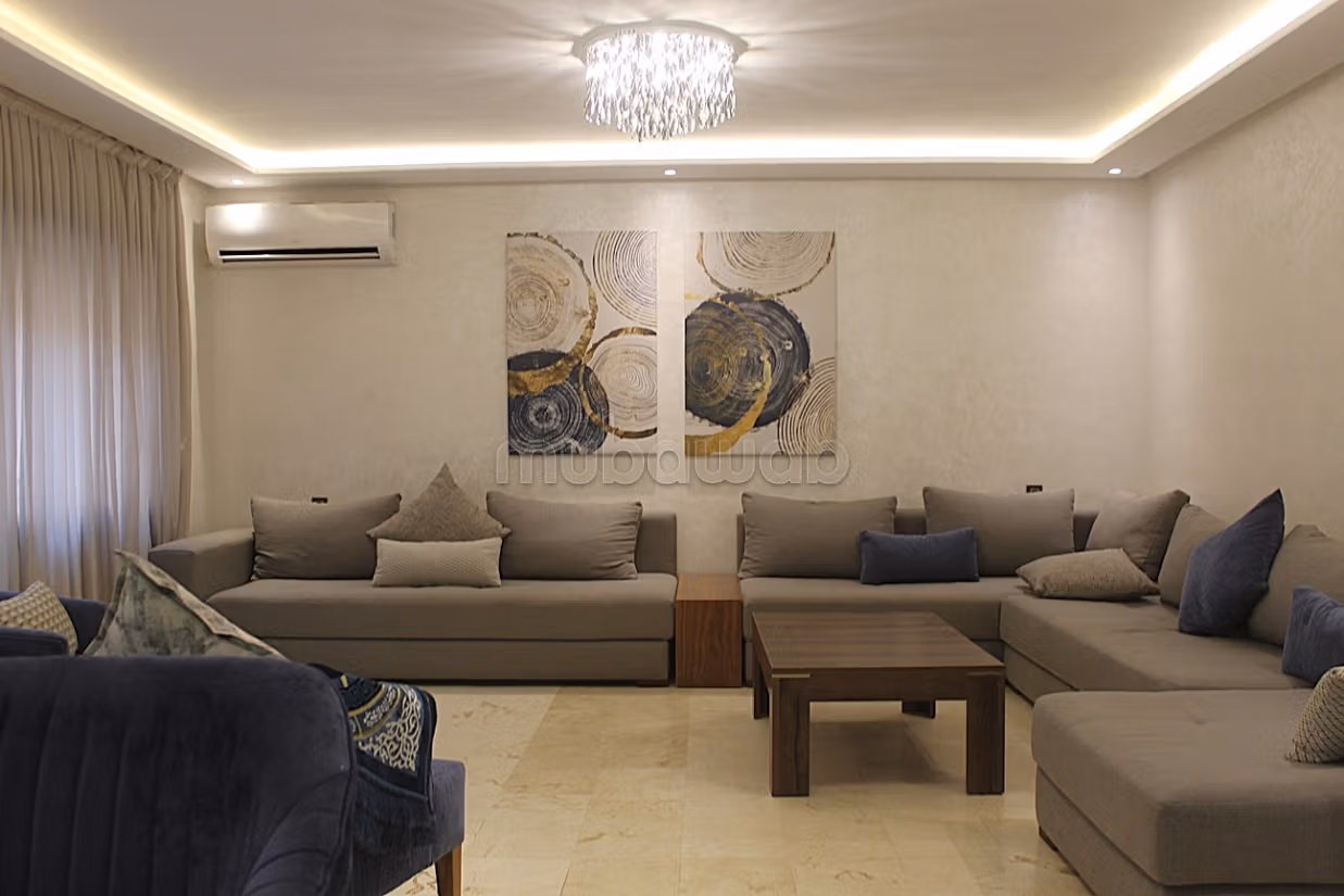 Duplex avec piscine privée sur victor HUGO — 2