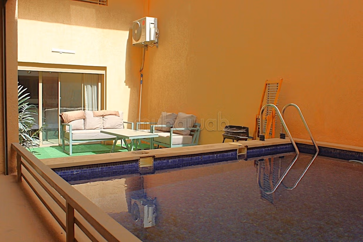 Duplex with private pool on Victor HUGO