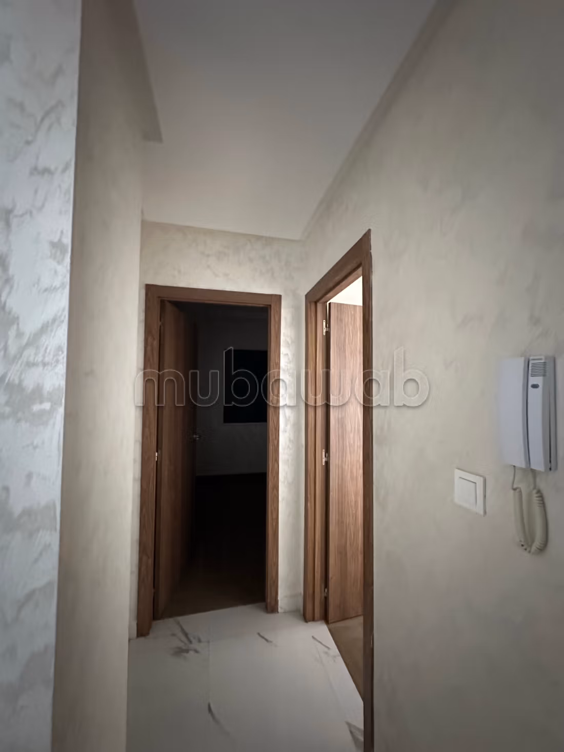 Bel appartement de 3 chambres avec 2 salles de bain et 2 balcons — 5