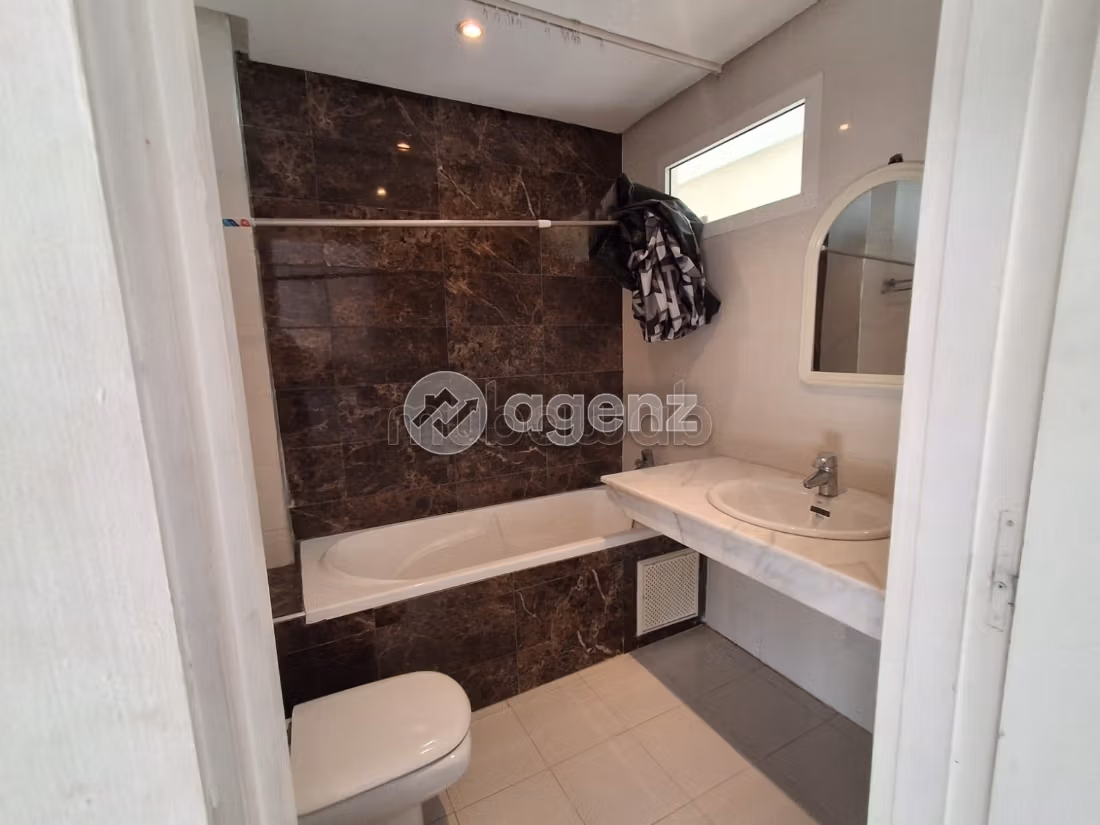Villa en venta 980 m², 6 dormitorios California Casablanca