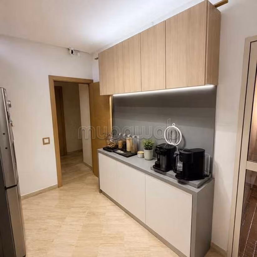 Appartamento in Affitto di 105.0 m² a Casablanca, Nassim