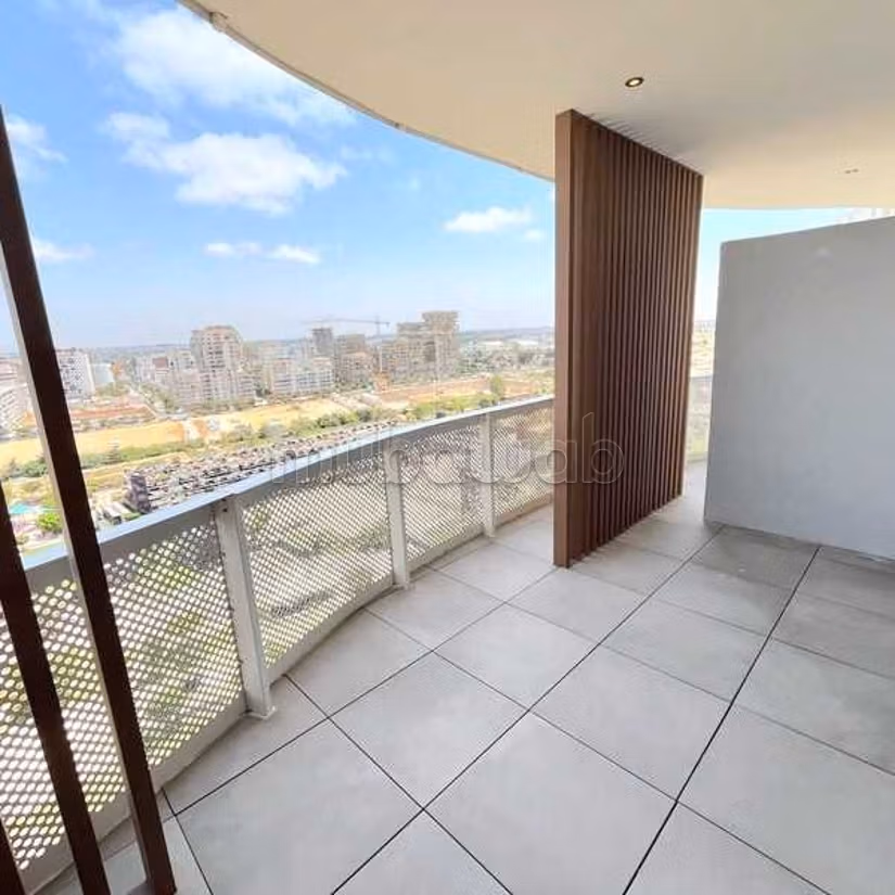 Apartamento en Alquiler de 131.0 m² en Casablanca, Ciudad Financiera de Casablanca