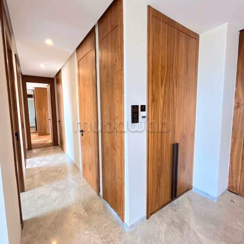 Apartamento en Alquiler de 131.0 m² en Casablanca, Ciudad Financiera de Casablanca