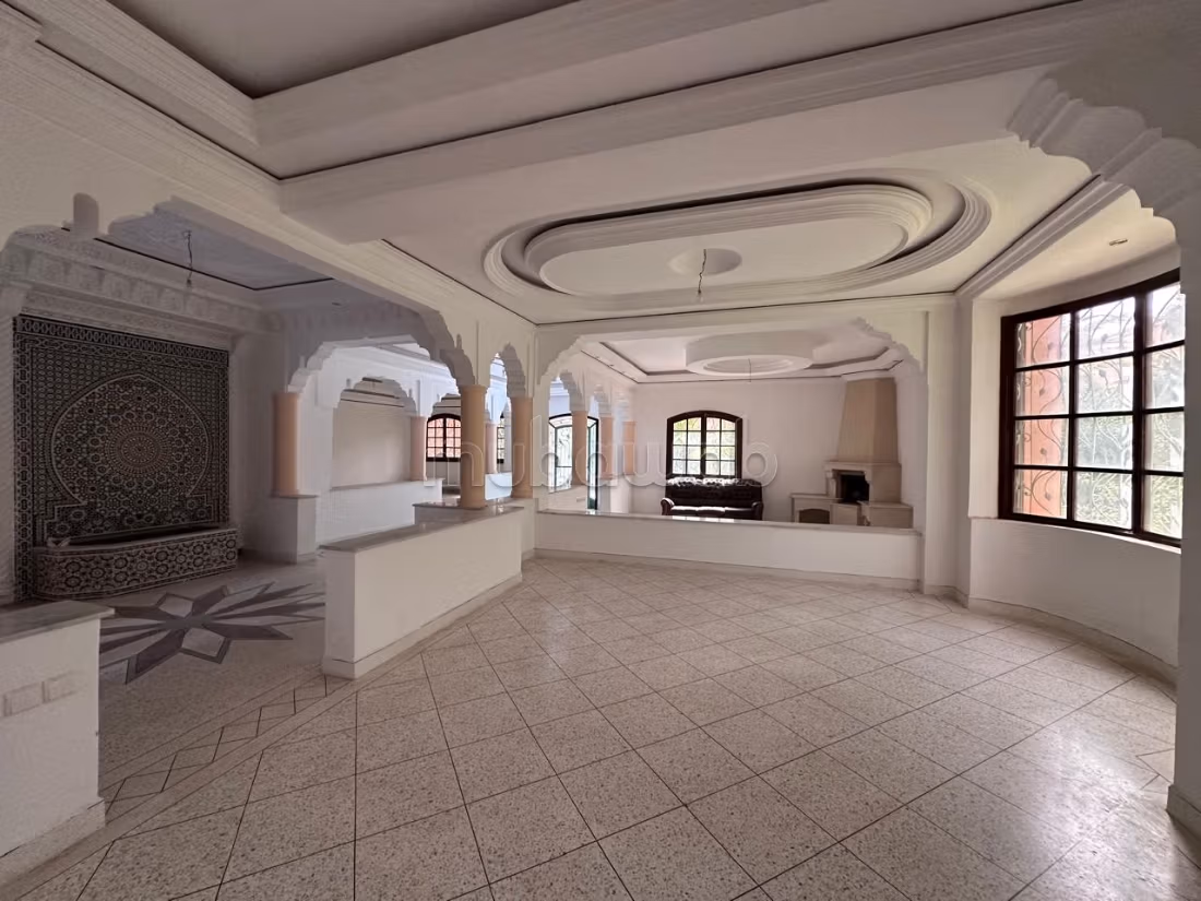 Vente villa de 400 m² habitable /600 m² terrain — 4