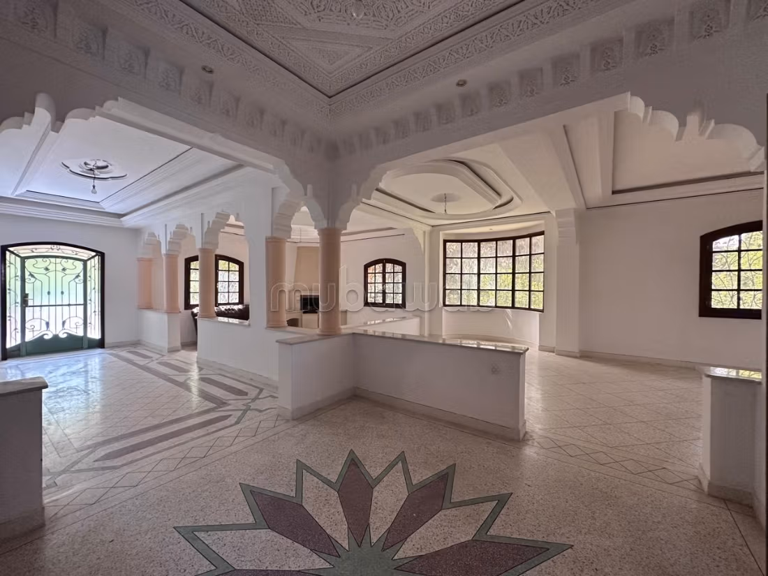 Vente villa de 400 m² habitable /600 m² terrain — 5