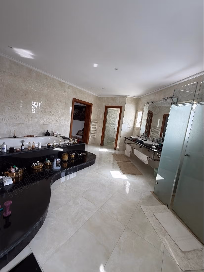 VILLA A VENDRE 2000 mètre Kenitra
