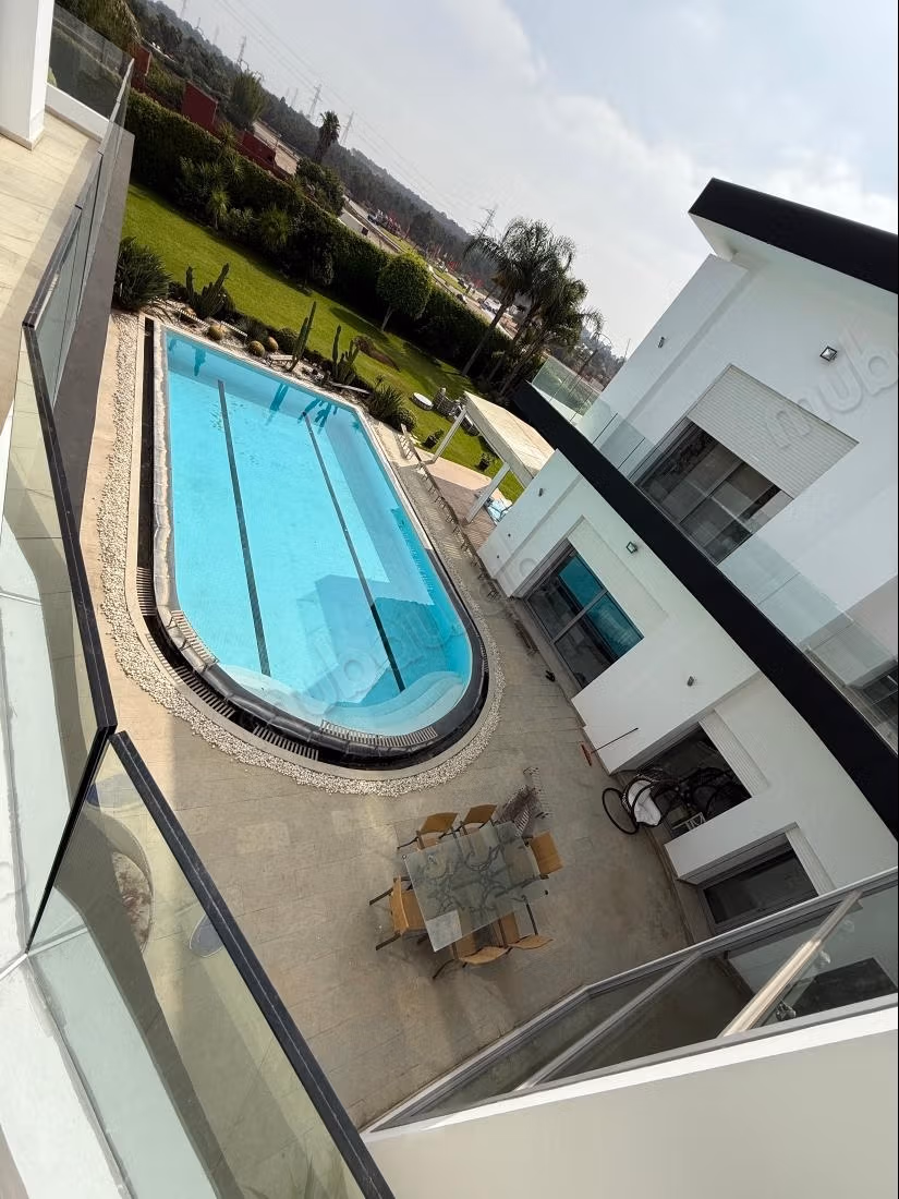VILLA A VENDRE 2000 mètre Kenitra