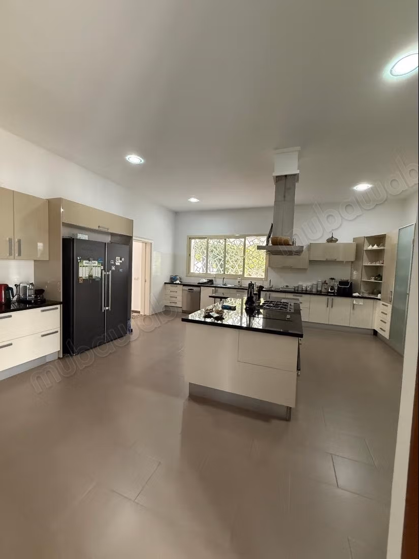 VILLA A VENDRE 2000 mètre Kenitra